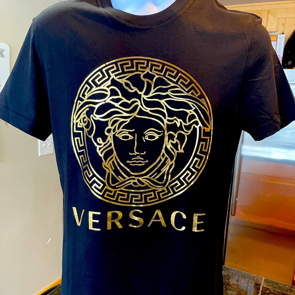 Small Versace t shirt